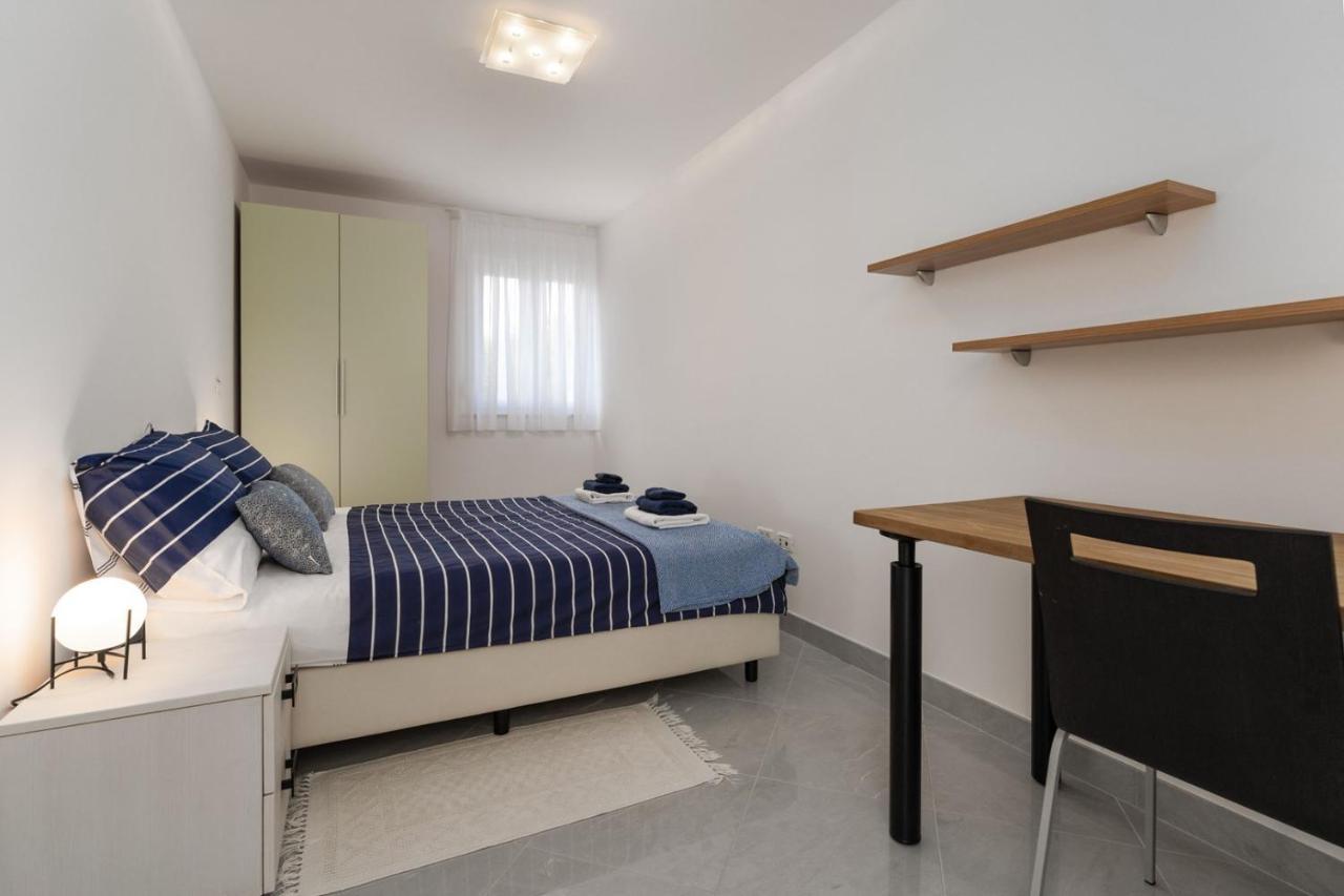 Apartment Sky By Seeadria Agency Novigrad  Exterior photo